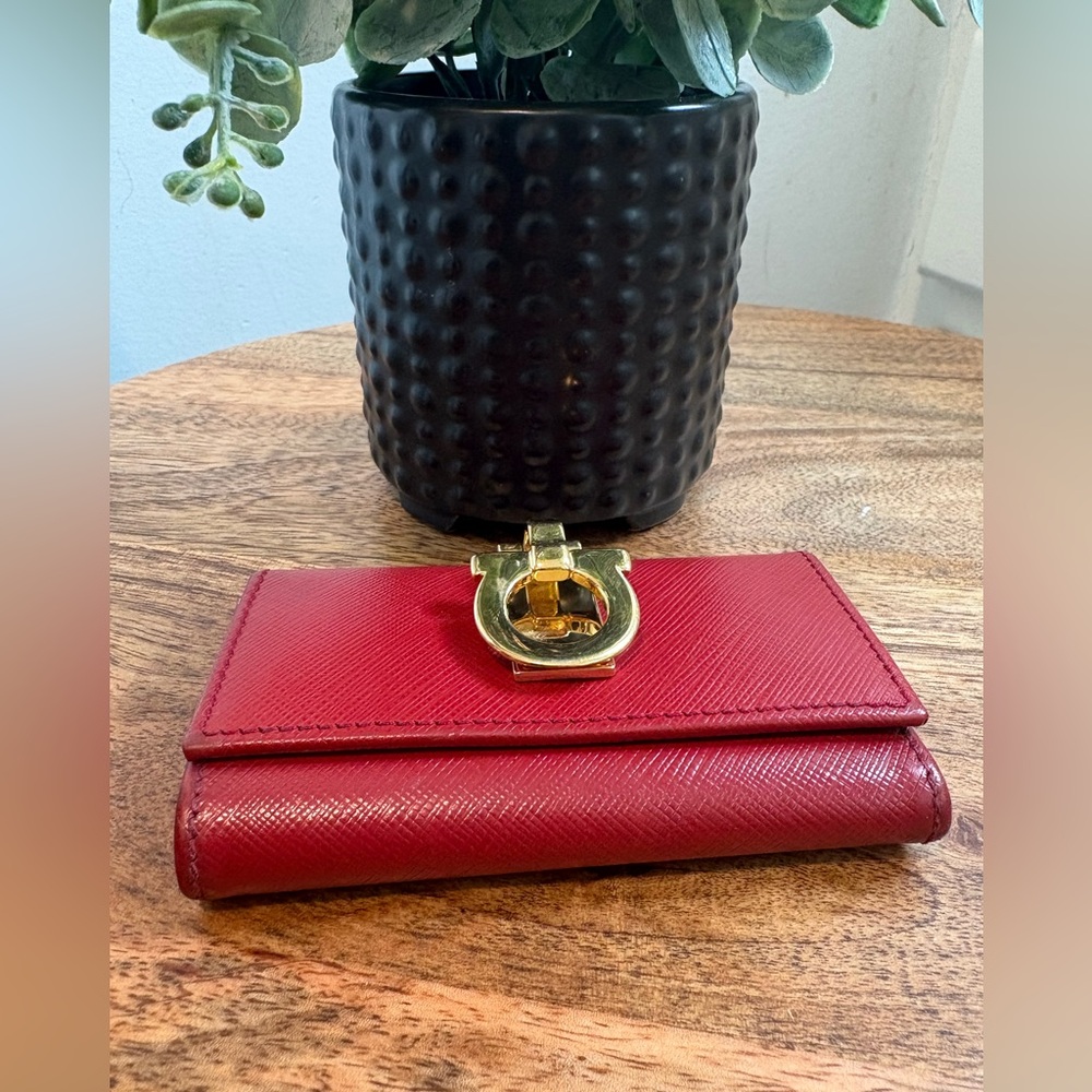 Salvatore Ferragamo Key Holder Wallet - Picture 4 of 7